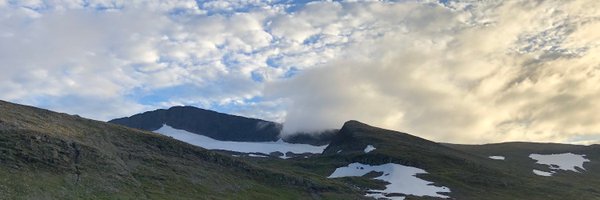 Marie Löf Profile Banner