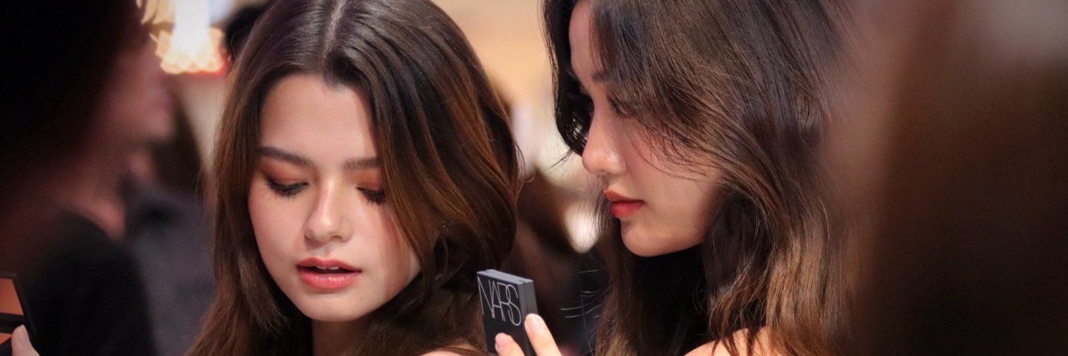 Bruna 🐰🦦 banner