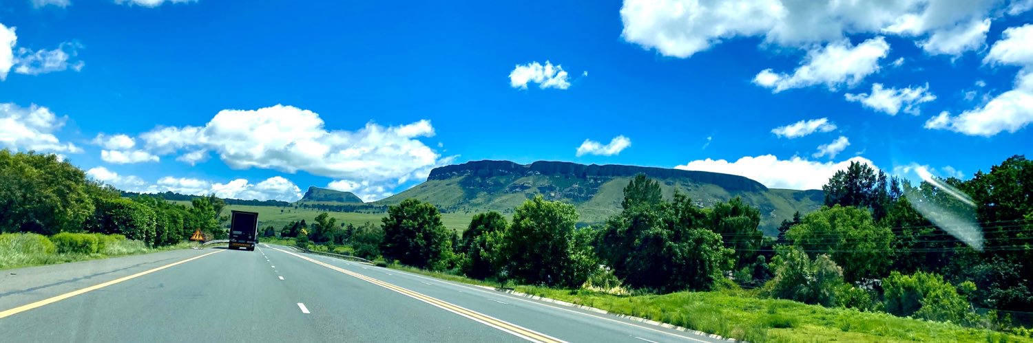 Thavash (e/acc) banner