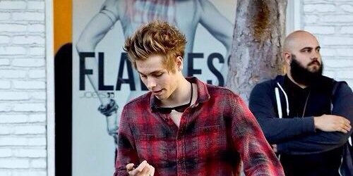 5sosmilebabe's profile banner image