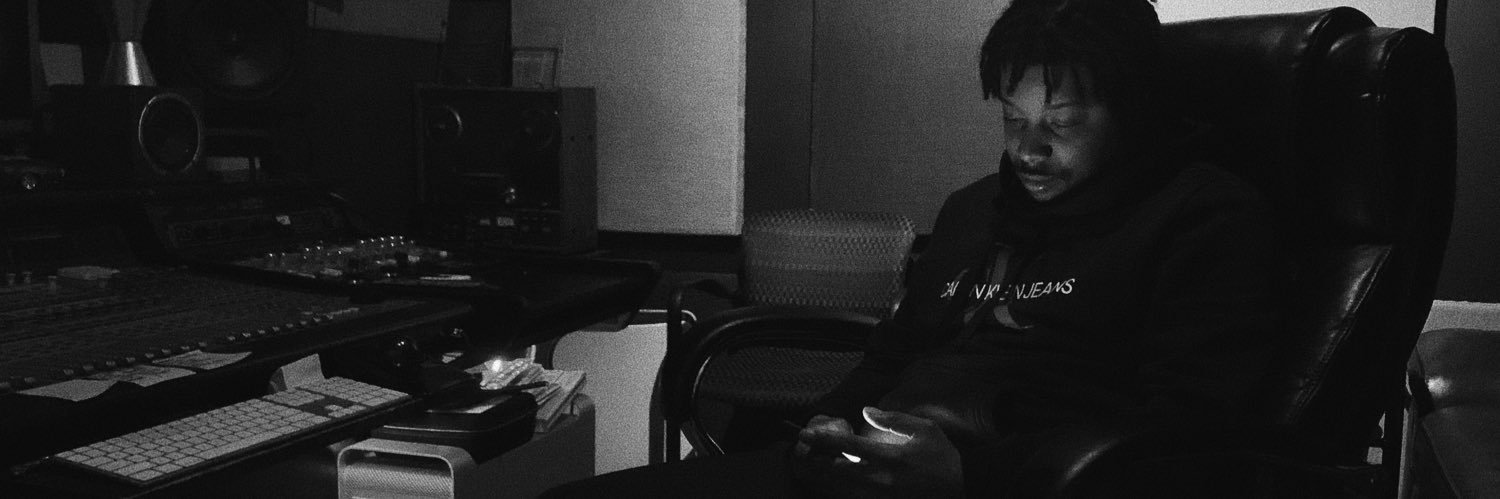 _AyoDeezy's profile banner image