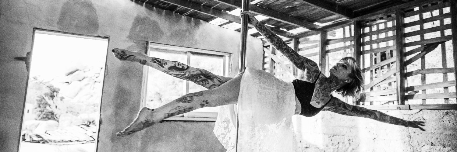 Brelinda's profile banner image