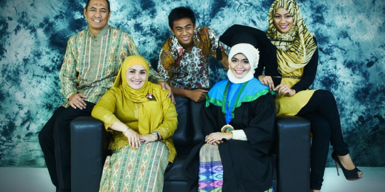 alifinanda's profile banner image