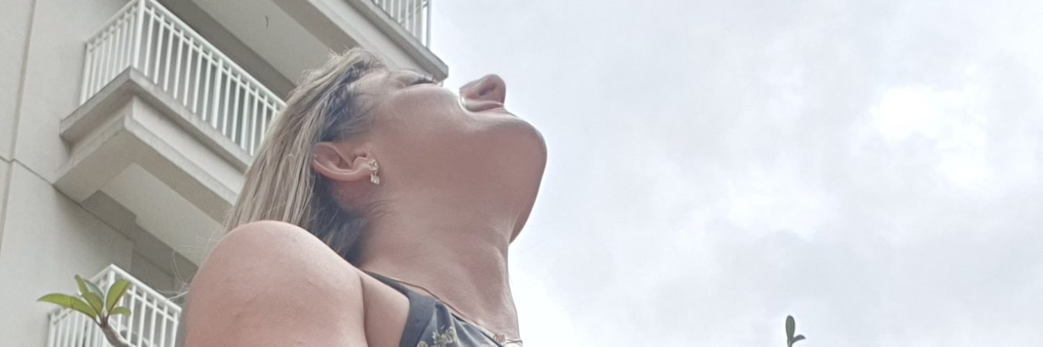 Regiane_Chaves0's profile banner image