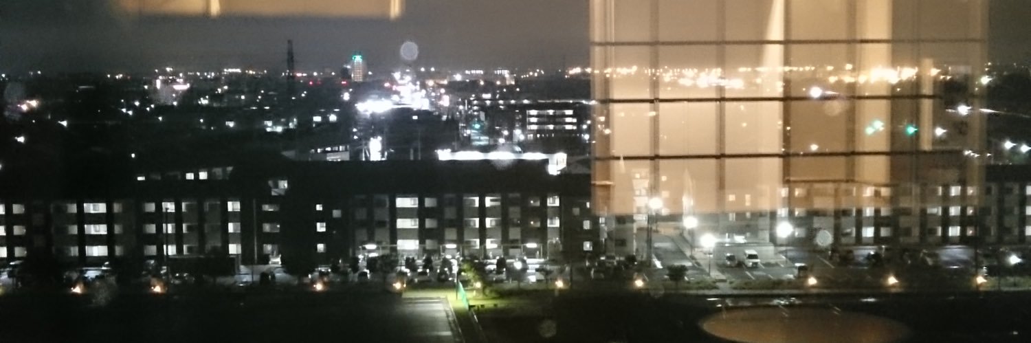 トモ banner
