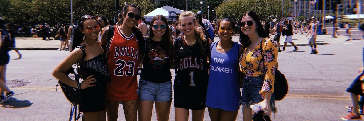 nicoledewes_'s profile banner image