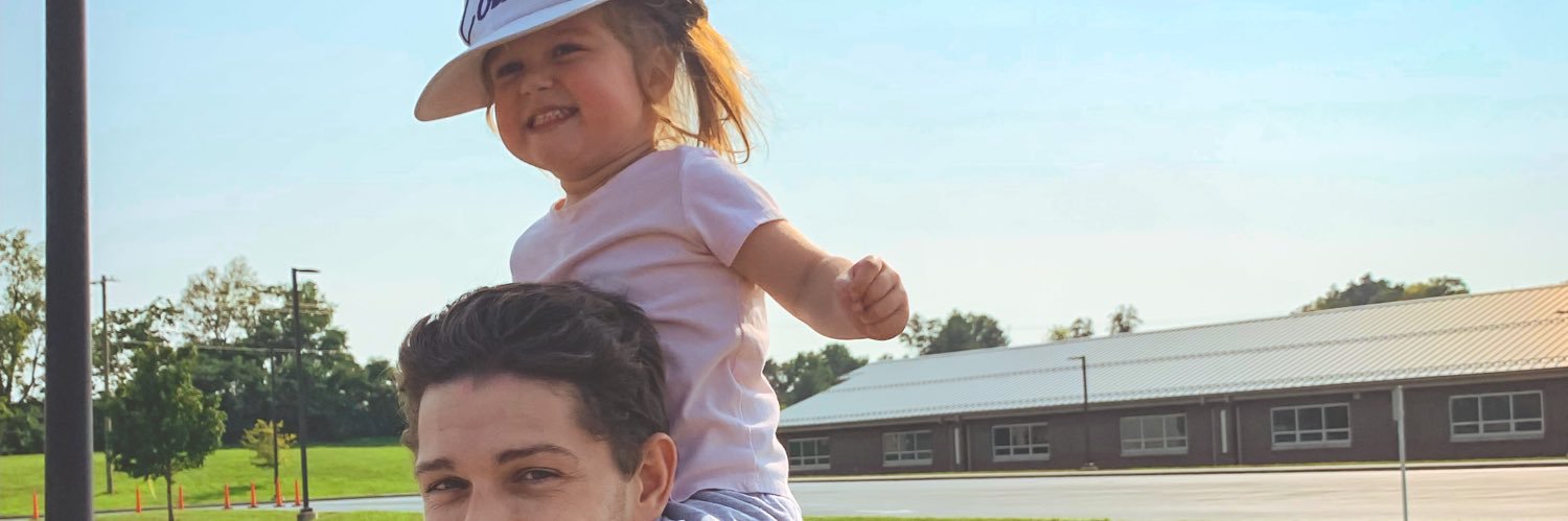 maceejane's profile banner image