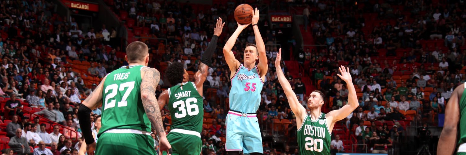 Duncan Robinson banner