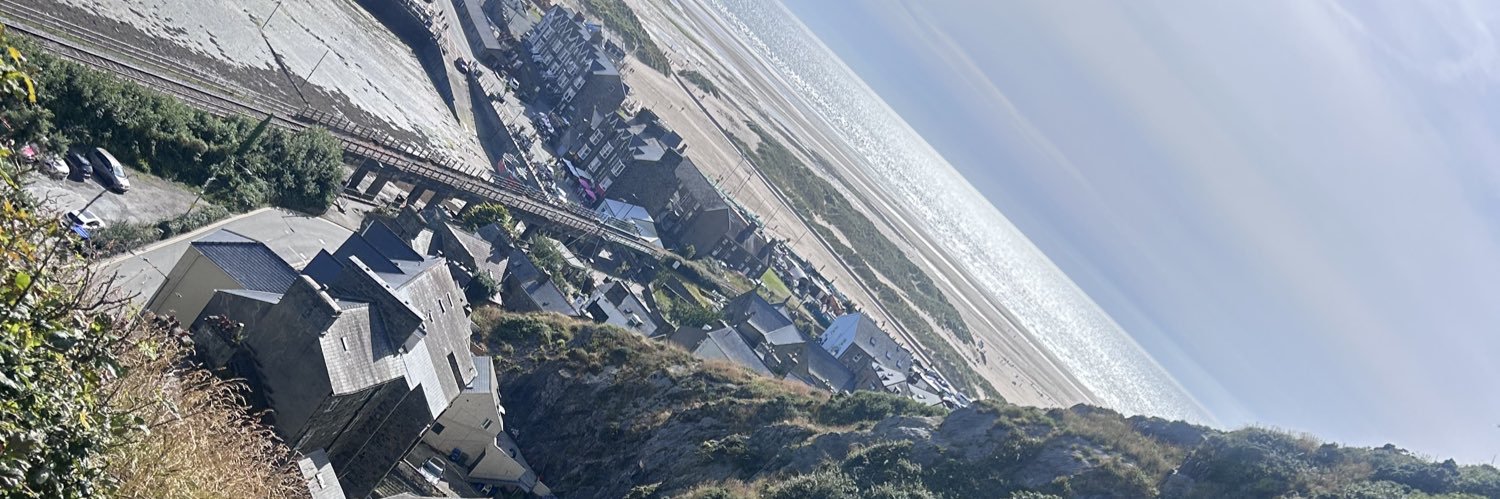 MacneilMarie's profile banner image