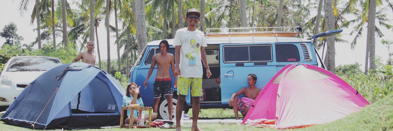 • W E E T • banner