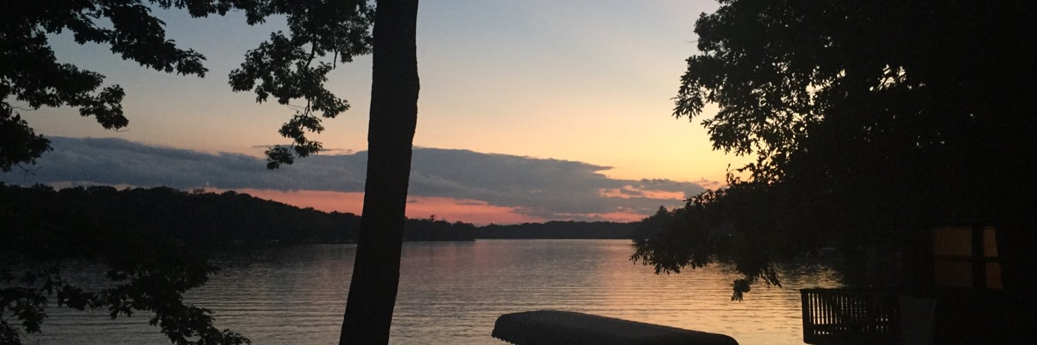 RbarrettBarrett's profile banner image