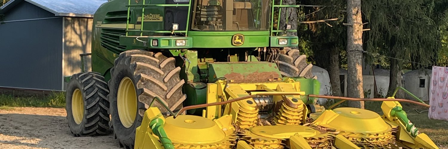 dethomas24's profile banner image