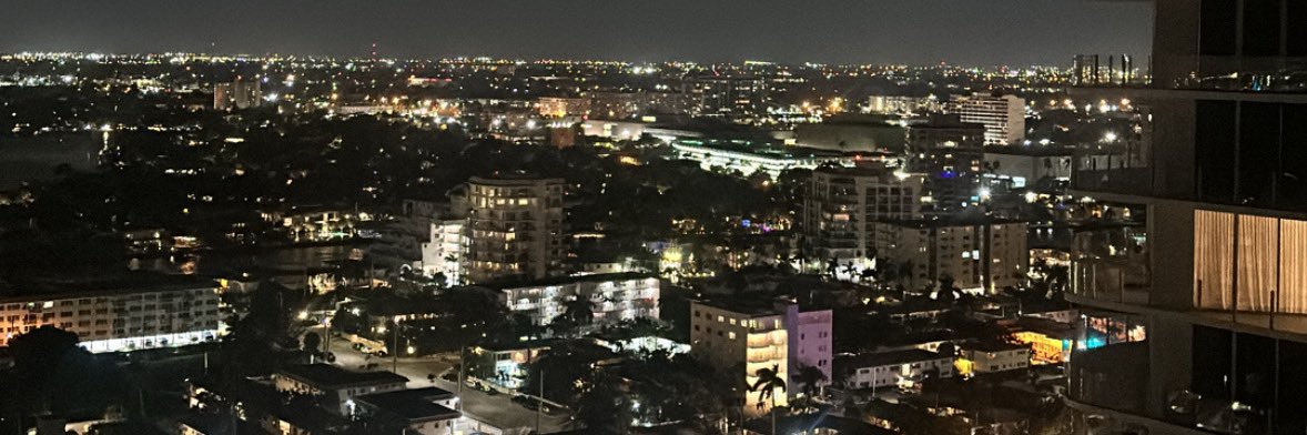 DominicanBae's profile banner image