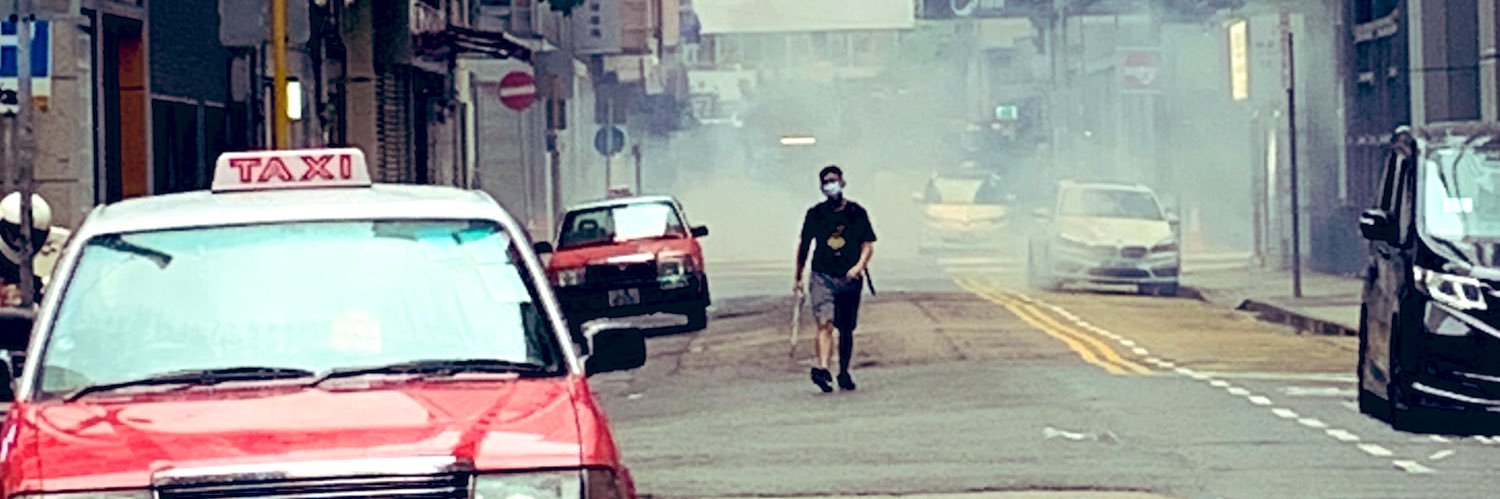 2cats 🇭🇰🇺🇦 banner