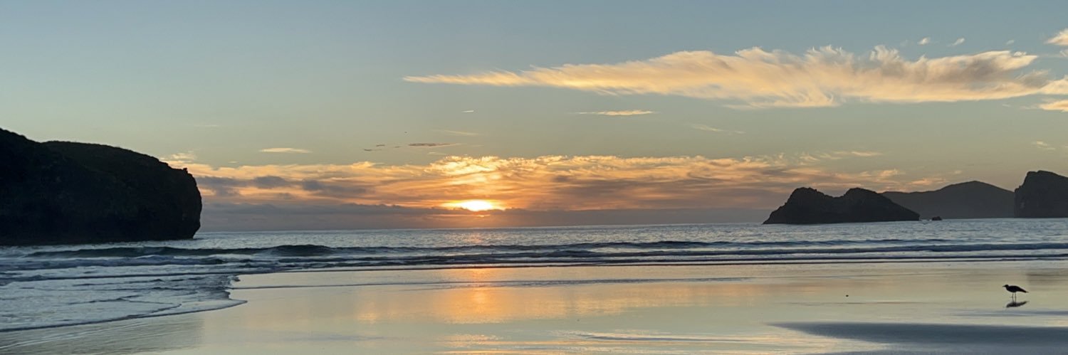 patycharra's profile banner image