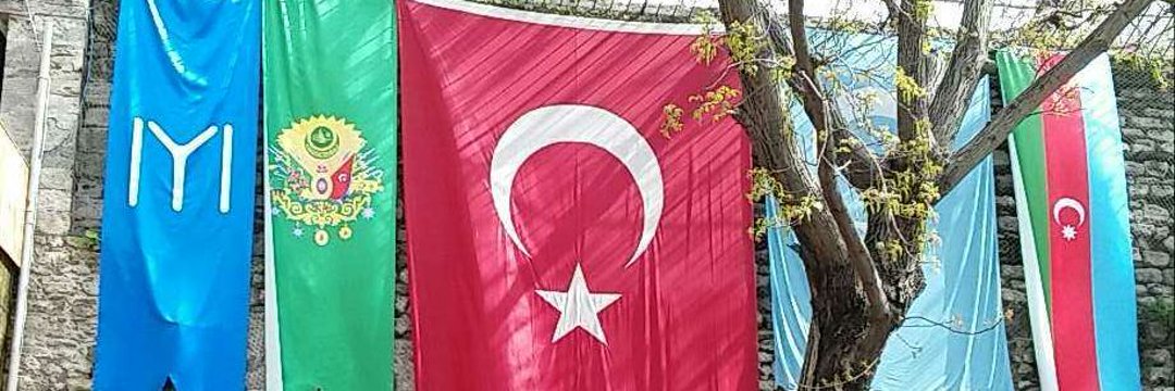Akadiruc's profile banner image