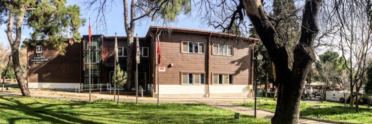 DEÜ Uzaktan Eğitim Uygulama ve Araştırma Merkezi banner