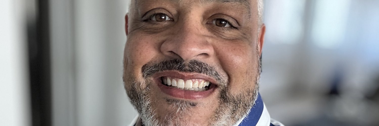 Omarguzmanlopez's profile banner image