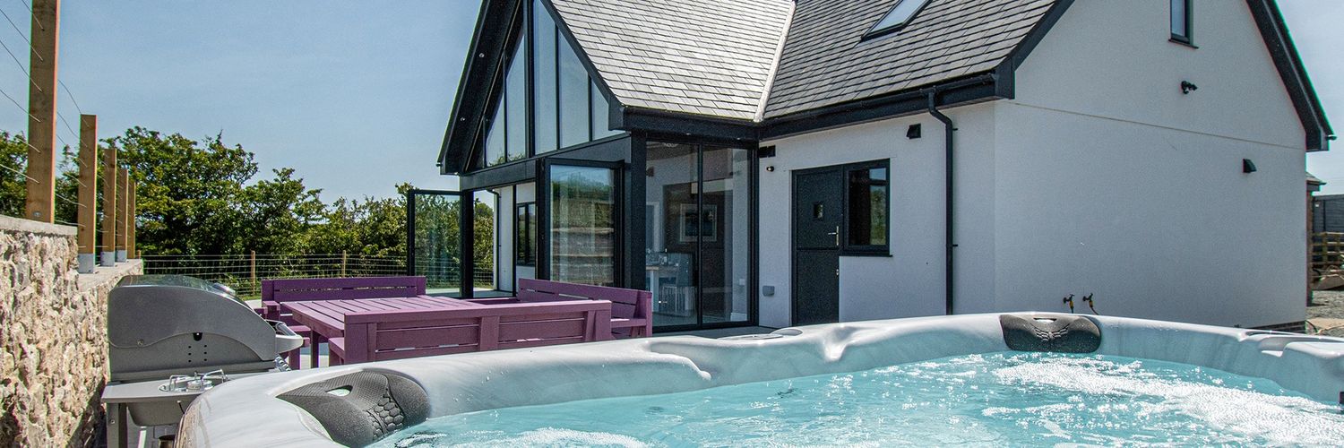 angleseyhome's profile banner image