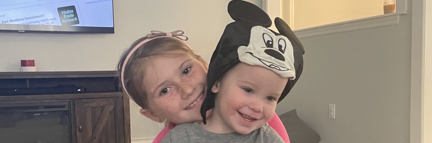beanernole's profile banner image