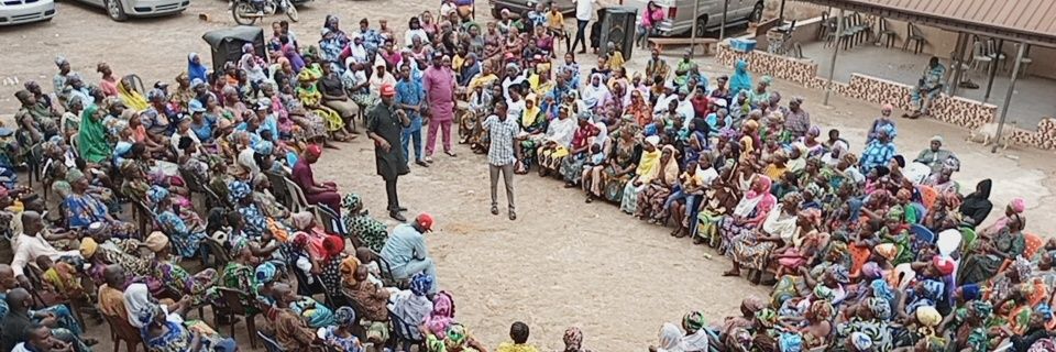 forabiola's profile banner image