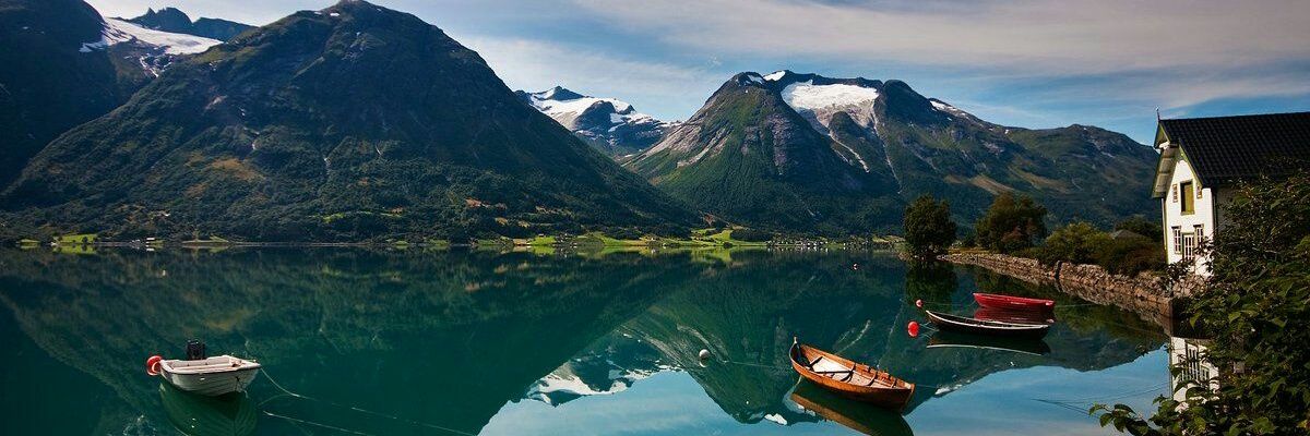 ebru__celen's profile banner image