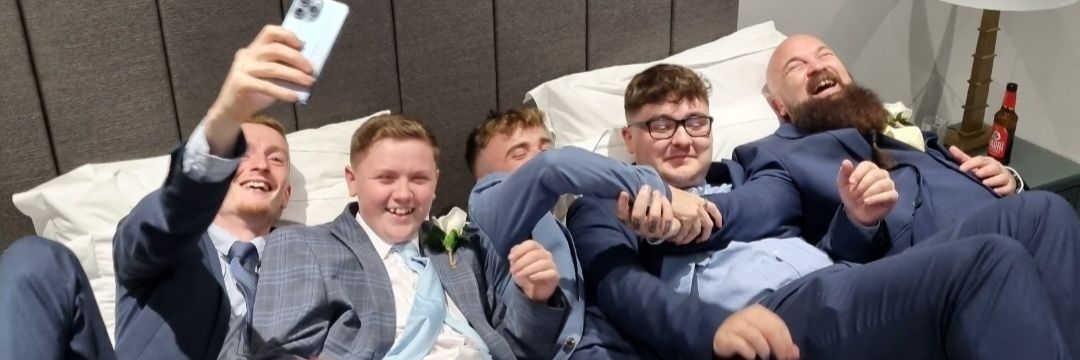 Hevs 💜🦋 Team Crafts 4 U banner