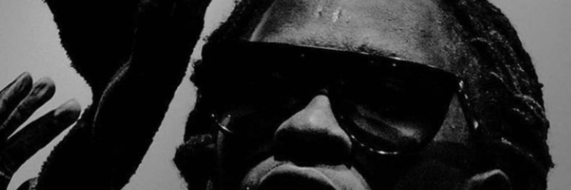 7hooodz's profile banner image