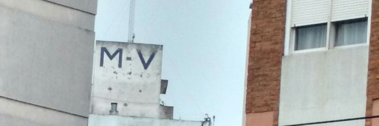 marivinna's profile banner image