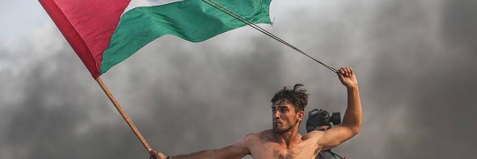 lesadikh's profile banner image