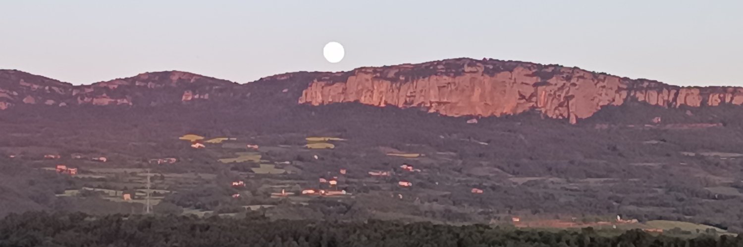 mdrius's profile banner image