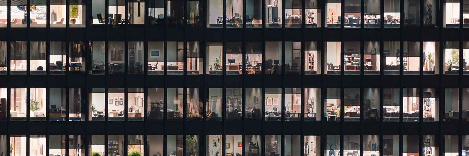 Tom Ryaboi ~ roof topper banner