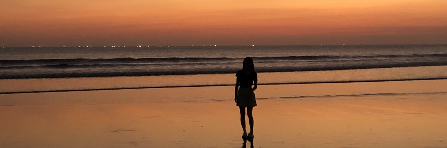 n__m0702's profile banner image