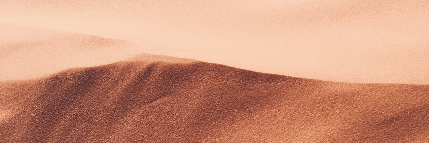yiweiang's profile banner image