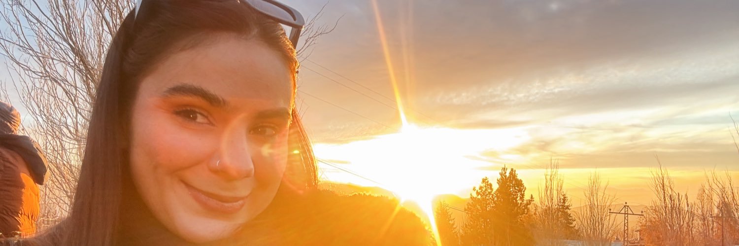 IsaaaCaroline's profile banner image