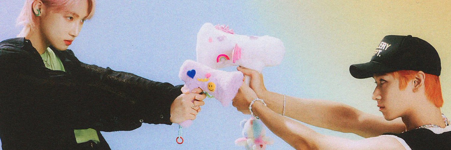 sashvfierce's profile banner image