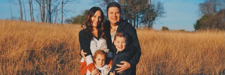 amyzingrace's profile banner image