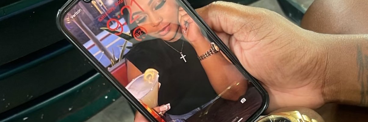 BeeDominique_'s profile banner image
