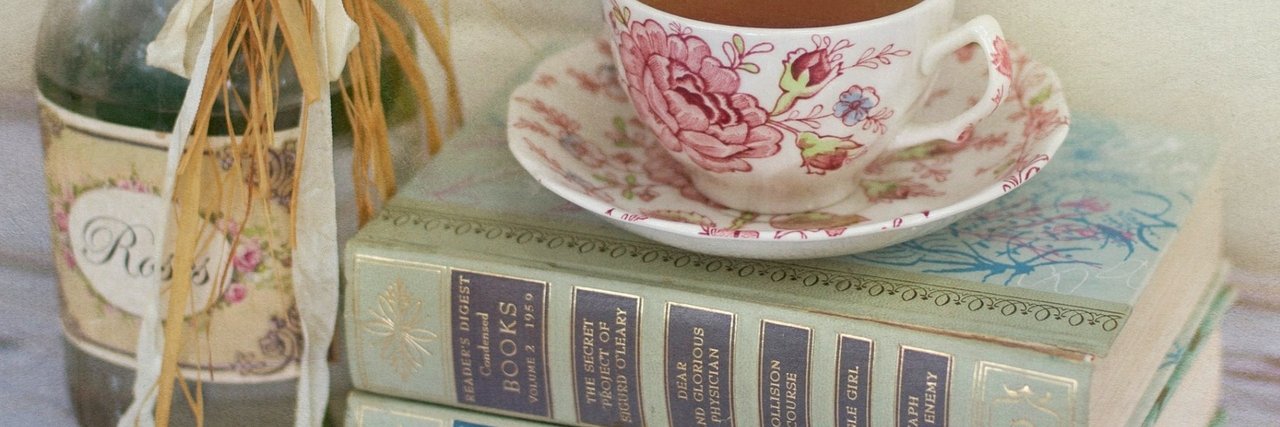 ChloeDBookworm's profile banner image