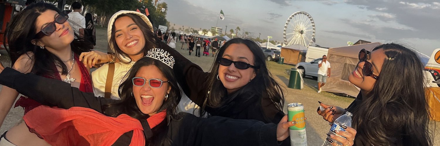 karinalonvera's profile banner image