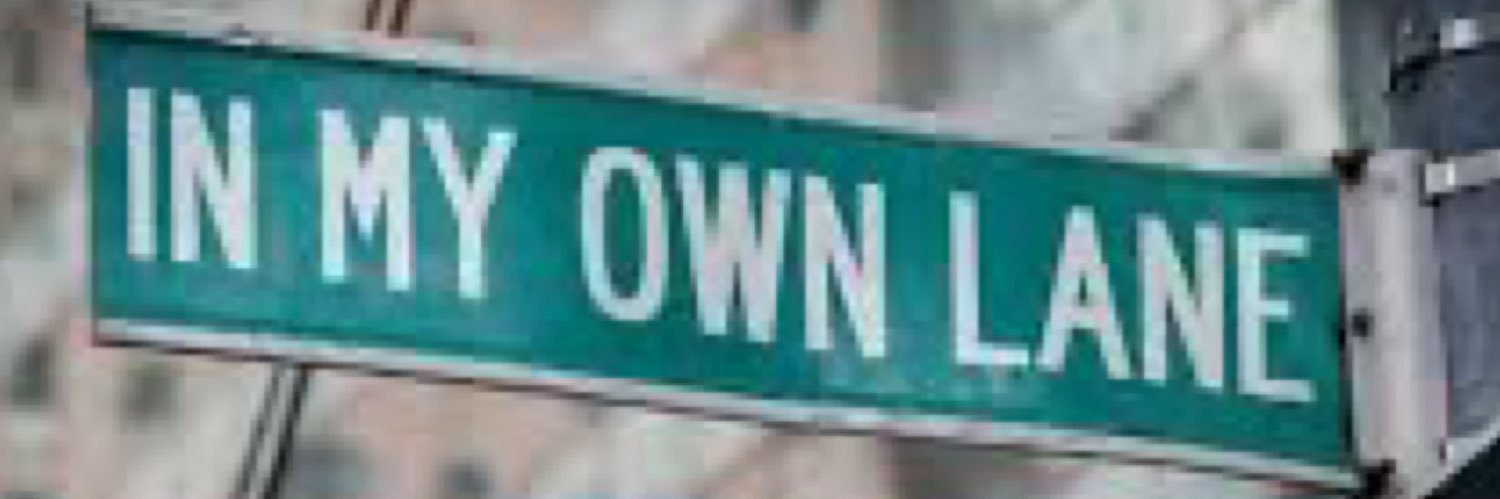 Queen_LMB's profile banner image