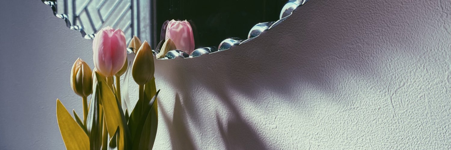 rrromio's profile banner image