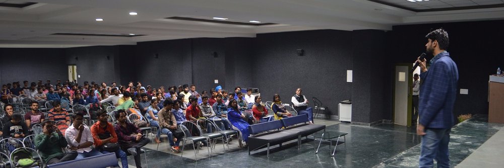 PIYUSH_PANDEY_'s profile banner image