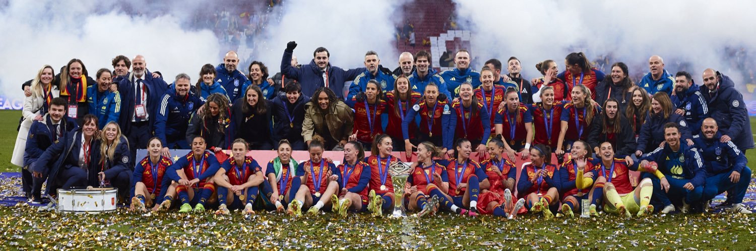 millanadria's profile banner image