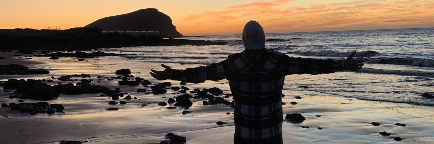 adrianporqueras's profile banner image