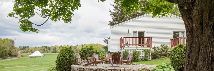 The Warren Center banner