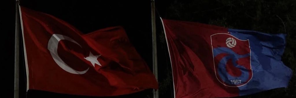 pinar618's profile banner image