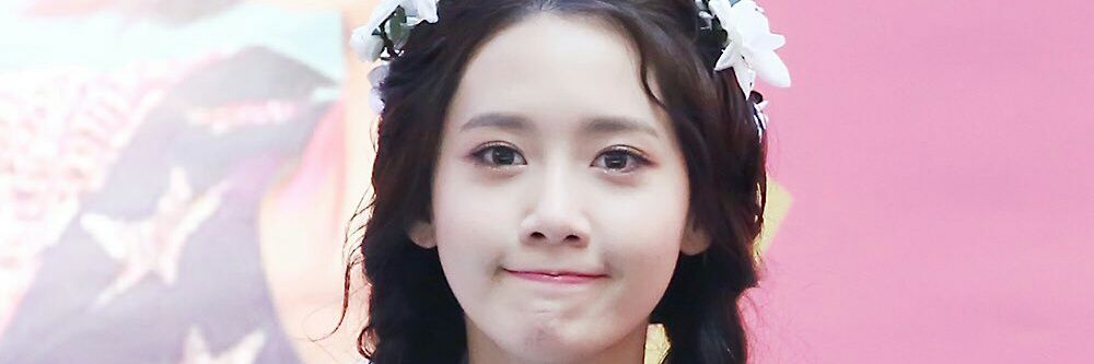 Icsyoona's profile banner image