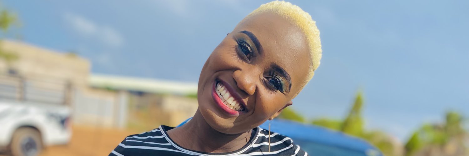 Lindzmasango's profile banner image