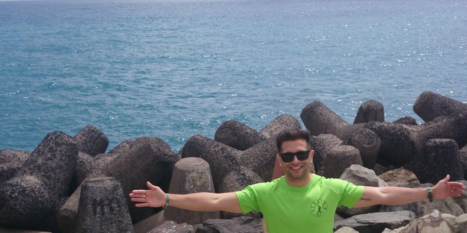 foliveros91's profile banner image